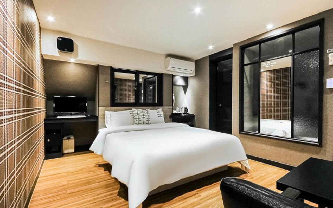 Hotel Bellus 釜山 外观 照片